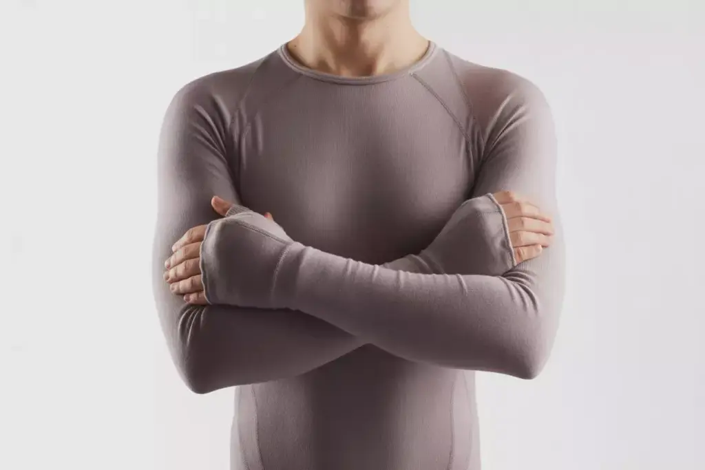 Moisture Wicking Base Layer With Thumb Loops And Flat Seams In Studio