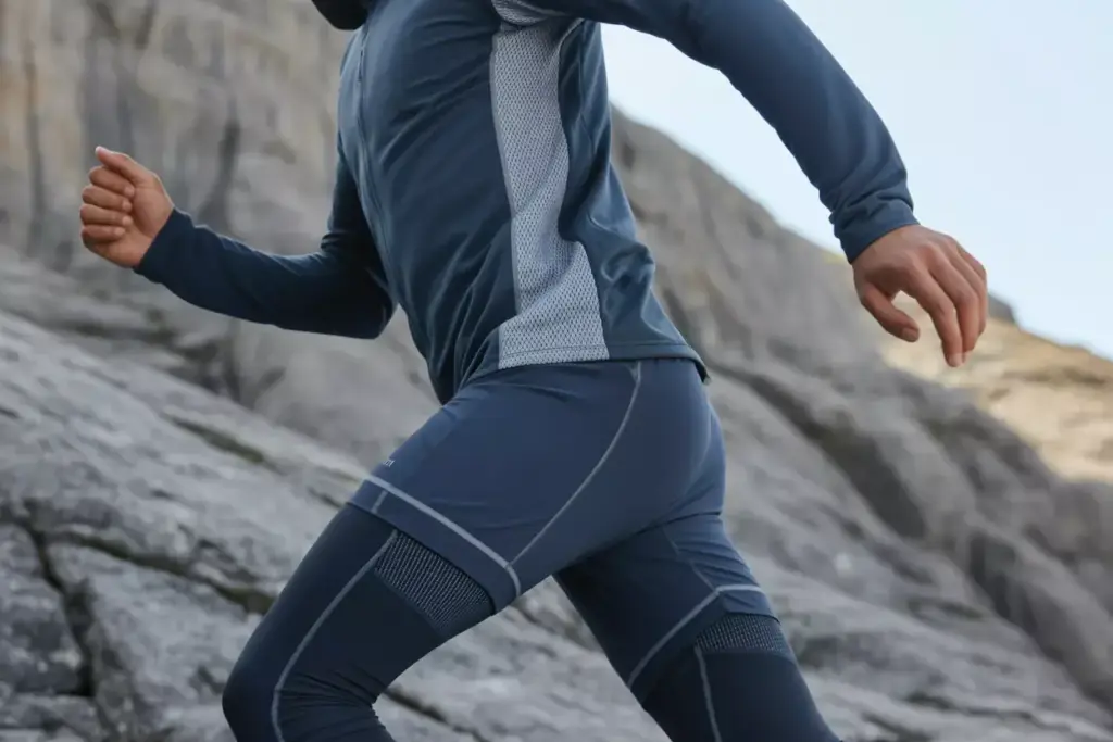46 The Athletic Performance Specialist Navy Compression Mesh Fleece Compression Tights