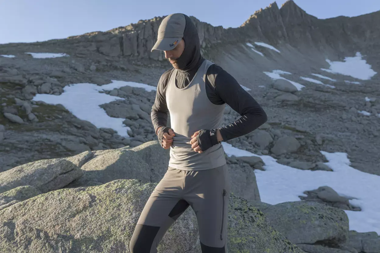 Read more about the article 8 Breathable Mountain Trip Outfit Ideas for a Hot Summer Hike
