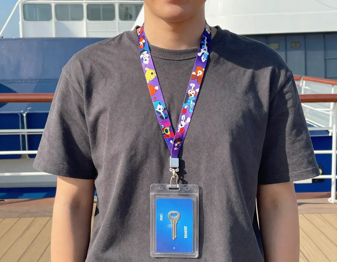 Read more about the article 9 Magical Items for Your Disney Cruise Packing List